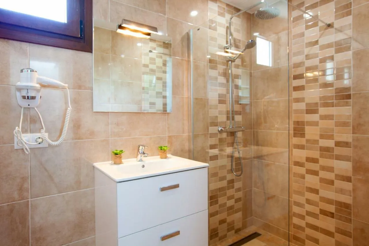 Iris Apartment Puerto Calero